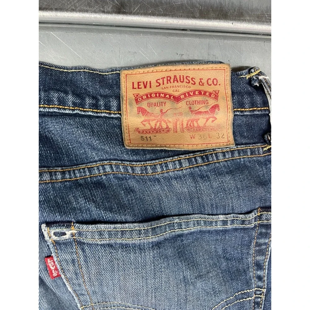 Levis 511 Jeans Mens 36X32 Blue Medium Dark‎ Wash Denim Slim Straight Fit Faded